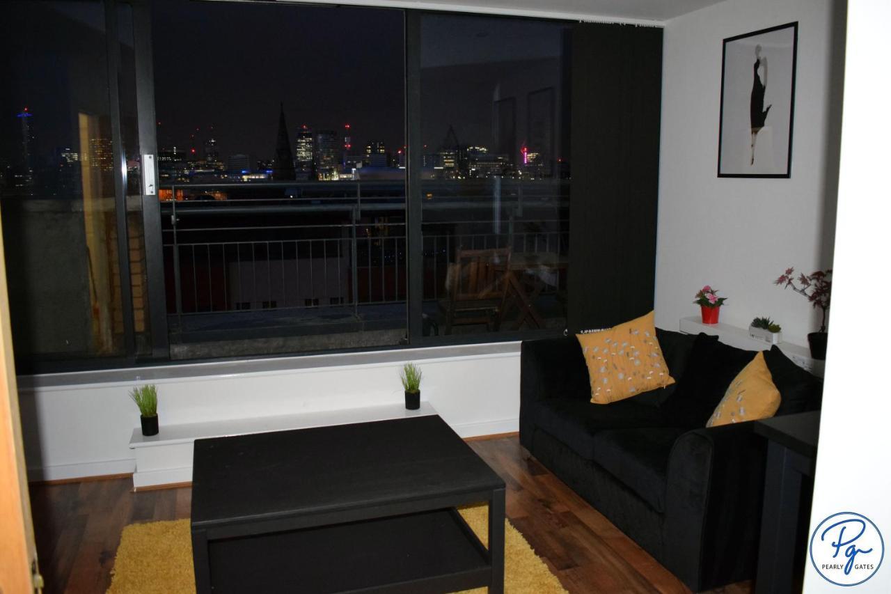 Penthouse - Amazing City Skyline Views - Balcony - Free Extra 2 Hours - Free Parking - Utilita Arena - Bullring Shopping - New St Station- Super King Size Bed Birmingham Exteriör bild